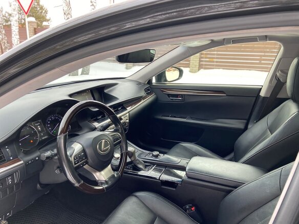 2016 Lexus ES 200 VI Рестайлинг, чёрный, 2650000 рублей - вид 7