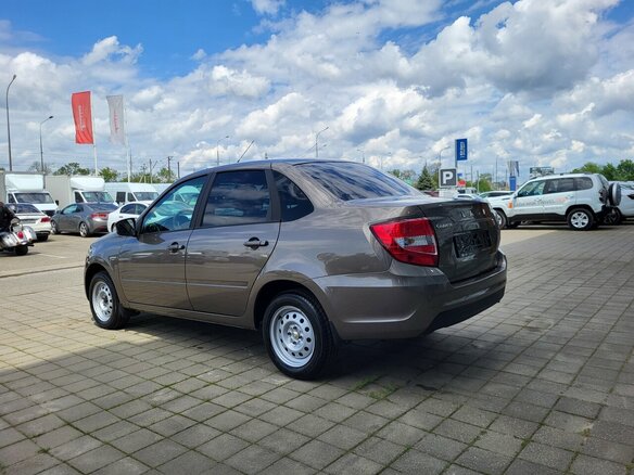 2026 Lada (ВАЗ) Granta I Рестайлинг, серый, 1130000 рублей - вид 3