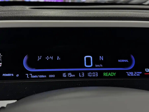 2025 Geely Panda I Рестайлинг, белый - вид 18