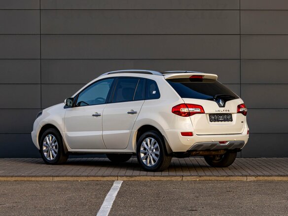 2012 Renault Koleos I Рестайлинг, белый, 995000 рублей - вид 3