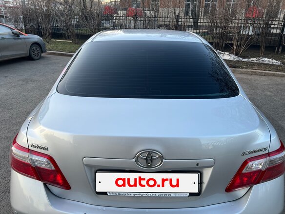 2011 Toyota Camry VI (XV40) Рестайлинг, серебристый, 1600000 рублей - вид 6