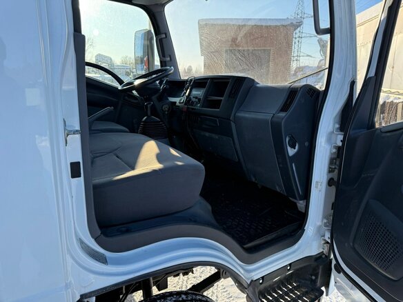 2017 Isuzu Elf (N-series), белый, 2695000 рублей - вид 9