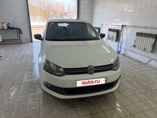 2014 Volkswagen Polo V, белый, 547000 рублей, вид 1