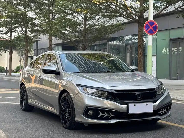 Открыть фотографии: Honda Civic XI