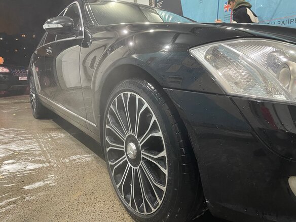2007 Mercedes-Benz S-Класс 320 V (W221), чёрный, 1750000 рублей