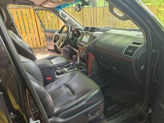 2014 Toyota Land Cruiser Prado 150 Series Рестайлинг 1, чёрный, 3300000 рублей, вид 5