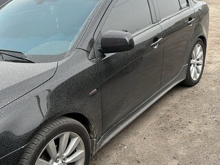 2013 Mitsubishi Lancer X Рестайлинг, чёрный, 980000 рублей, вид 3