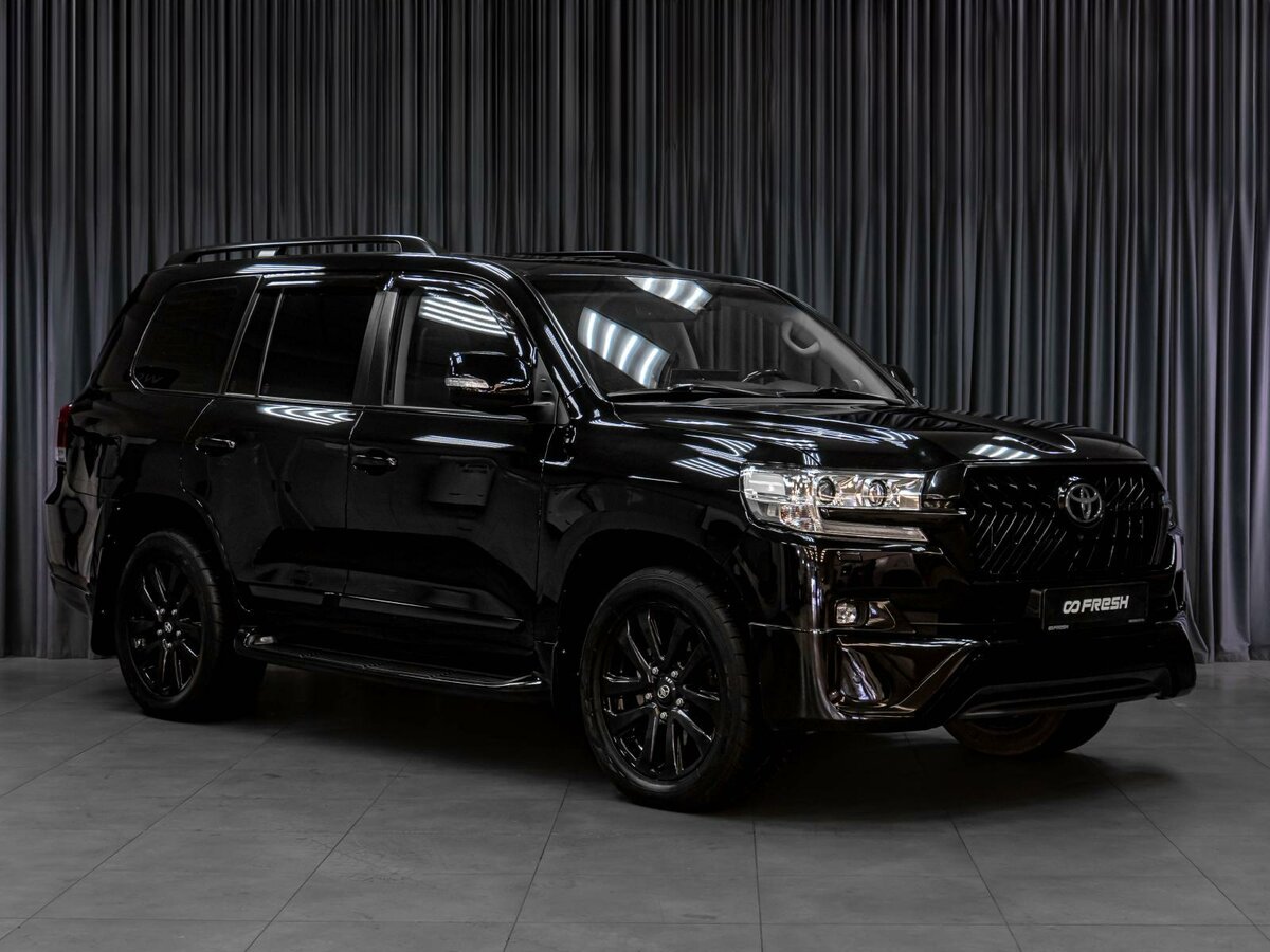 Открыть фотографии: Toyota Land Cruiser 200 Series Рестайлинг 2