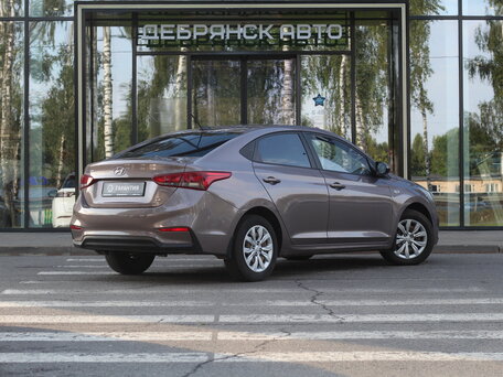 2019 Hyundai Solaris II, коричневый, 1450000 рублей, вид 3