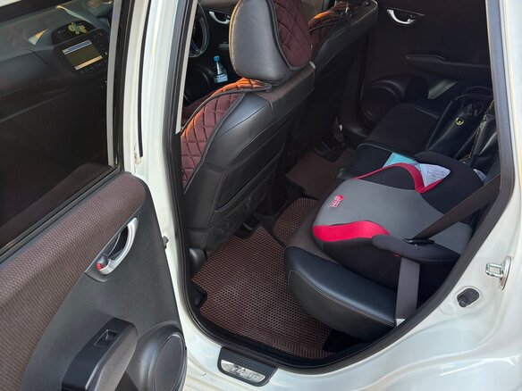 2011 Honda Fit Shuttle I, белый, 880000 рублей - вид 22