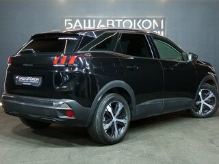 2018 Peugeot 3008 II, чёрный, 1720000 рублей, вид 4