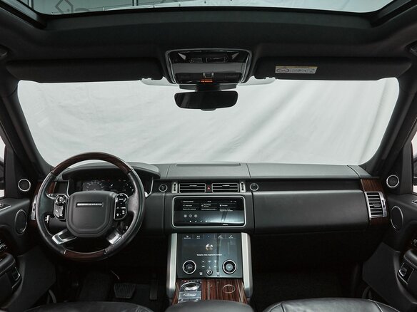 2018 Land Rover Range Rover IV Рестайлинг, белый, 8999000 рублей - вид 10