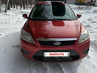 2008 Ford Focus II Рестайлинг, красный, 400000 рублей, вид 4