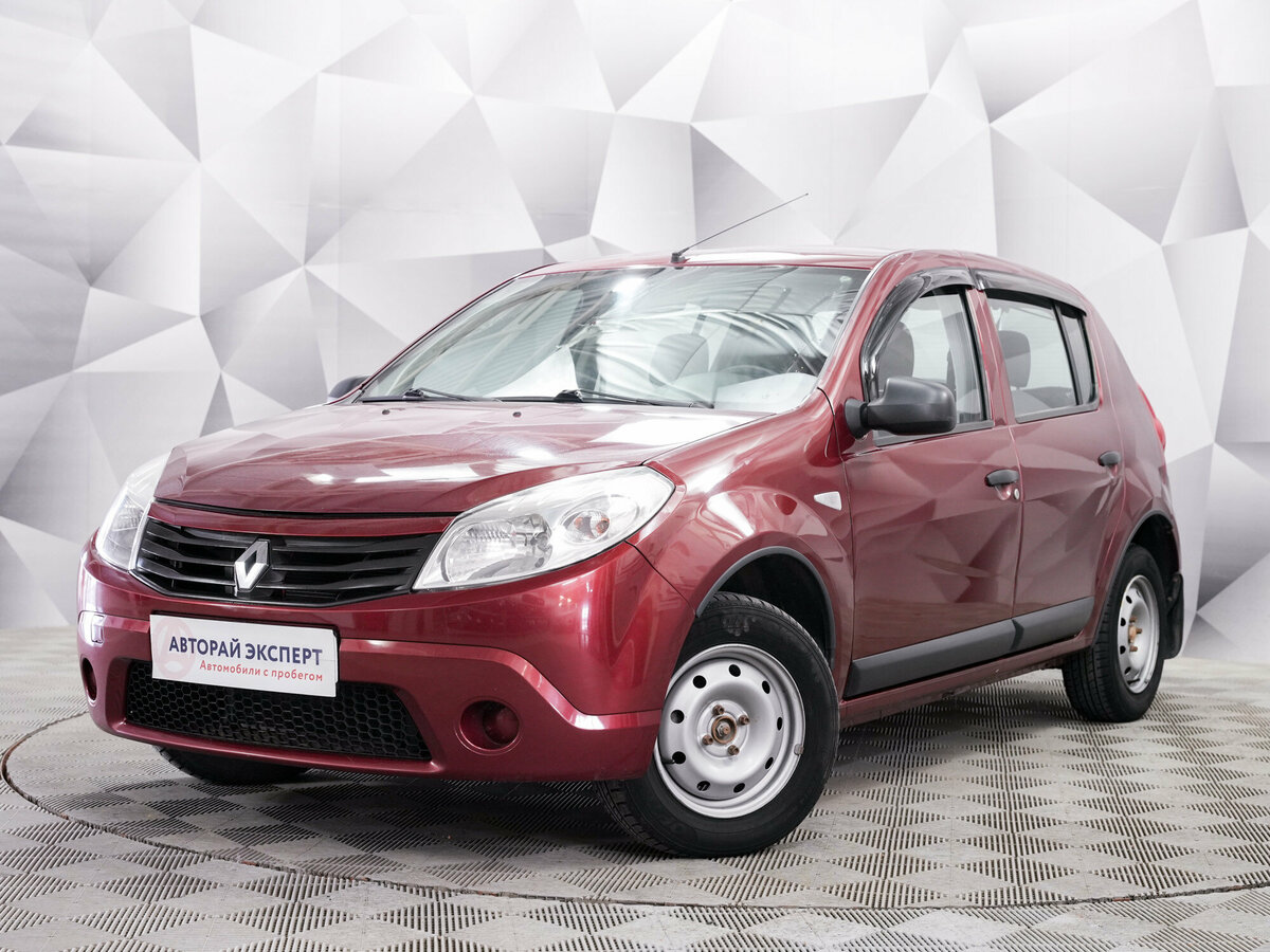 Открыть фотографии: Renault Sandero I