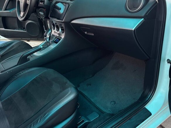 2011 Mazda 3 II (BL), белый, 620000 рублей - вид 6