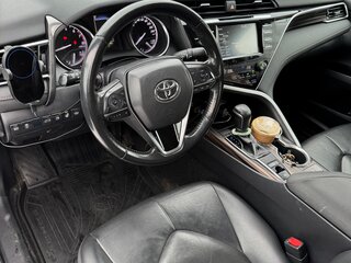 2018 Toyota Camry VIII (XV70), чёрный, 2450000 рублей, вид 5