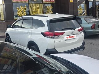 2022 Toyota Rush II, белый, 1820000 рублей, вид 4