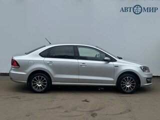 2016 Volkswagen Polo V Рестайлинг, серебристый, 1079000 рублей, вид 4