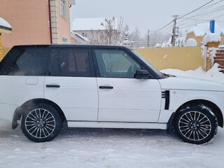 2011 Land Rover Range Rover III Рестайлинг 2, белый, 2450000 рублей, вид 2