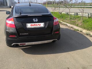2014 Honda Crosstour I Рестайлинг, коричневый, 2155000 рублей, вид 3