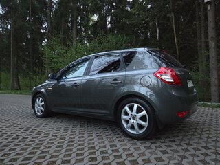 2011 Kia Ceed I Рестайлинг, серый, 980000 рублей, вид 4
