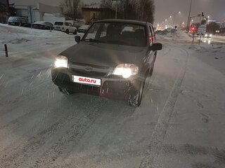 2014 Chevrolet Niva I Рестайлинг, серый, 550000 рублей, вид 5