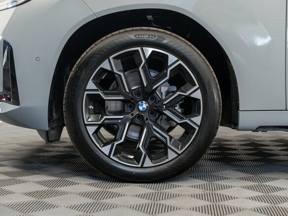 2026 BMW X3 Long 30L xDrive IV (G45/G48), серый, 7390000 рублей - вид 30