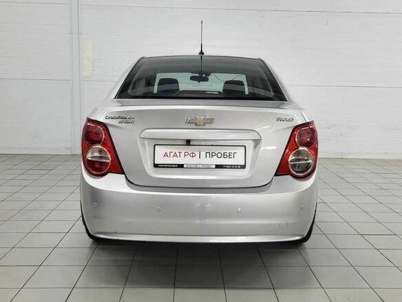 2013 Chevrolet Aveo II, серебристый - вид 6