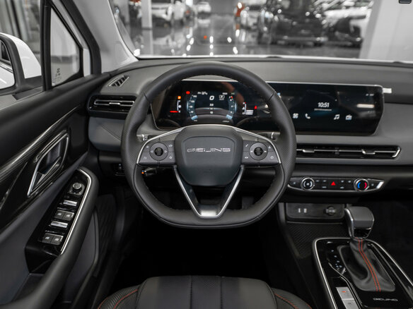 2025 BAIC U5 Plus, белый, 2480000 рублей - вид 9