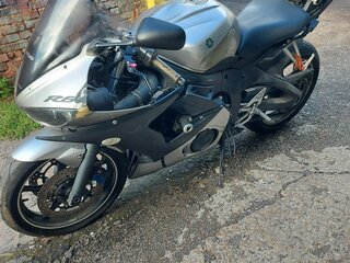 2003 Yamaha YZF-R6, серебристый, 415000 рублей, вид 2