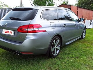 2017 Peugeot 308 II Рестайлинг, серебристый, 1366677 рублей, вид 4