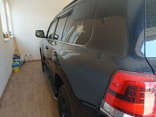 2015 Toyota Land Cruiser 200 Series Рестайлинг 2, чёрный, 6500000 рублей, вид 2