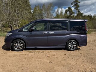 2017 Honda Stepwgn Spada V, фиолетовый, 1800000 рублей, вид 3