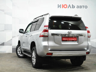 2015 Toyota Land Cruiser Prado 150 Series Рестайлинг 1, серый, 4000000 рублей, вид 4