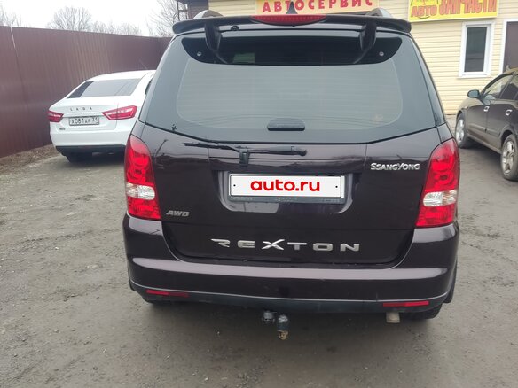 2008 SsangYong Rexton II, красный, 1150000 рублей - вид 5