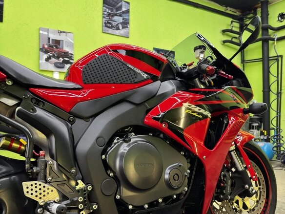 2006 Honda CBR 1000 RR/RA Fireblade, красный, 650000 рублей - вид 2