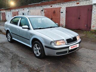 2004 Skoda Octavia I (A4) Рестайлинг, серебристый, 440000 рублей, вид 1