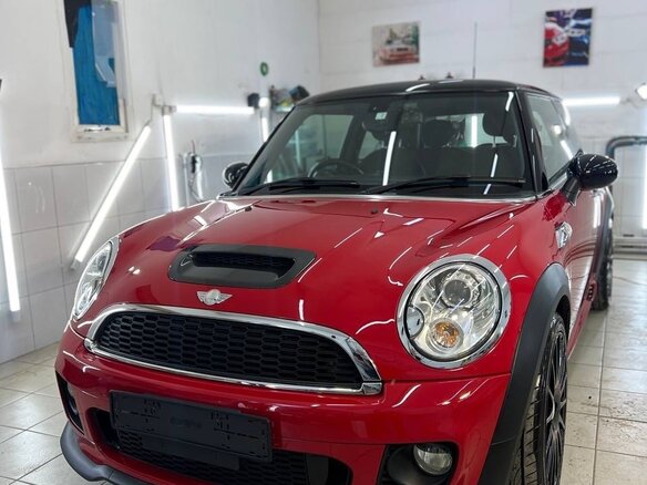 2012 Mini Hatch Cooper S II (R56) Рестайлинг, красный, 1300000 рублей - вид 3