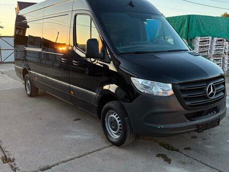 2023 Mercedes-Benz Sprinter, чёрный, 5700000 рублей, вид 3