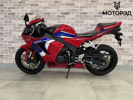2022 Honda CBR 600RR, белый, 1087000 рублей, вид 5