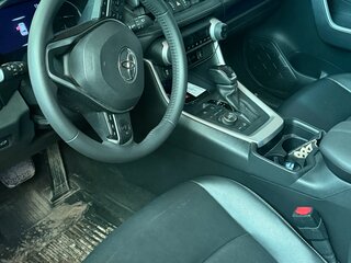 2021 Toyota RAV4 V (XA50), белый, 4000000 рублей, вид 4