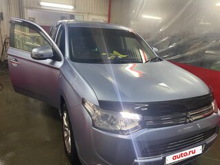 2014 Mitsubishi Outlander PHEV III, голубой, 2000000 рублей, вид 4
