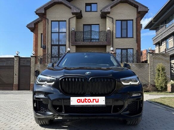 2019 BMW X5 30d IV (G05/G18), чёрный, 6890000 рублей - вид 2
