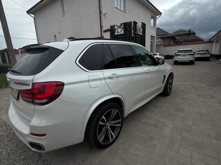2015 BMW X5 25d III (F15), белый, 2850000 рублей, вид 4