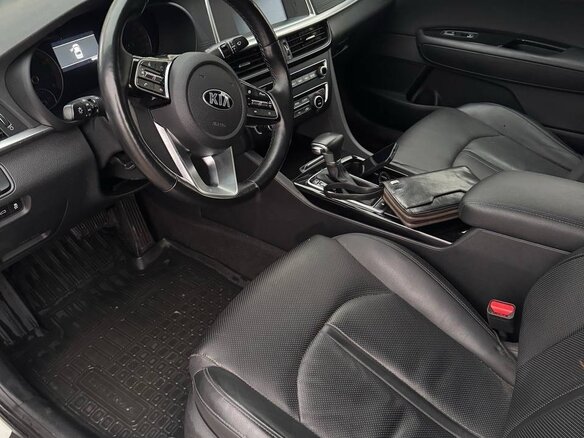 2019 Kia Optima IV Рестайлинг, белый, 2450000 рублей - вид 8
