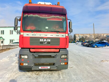 2002 MAN TGA, красный, 2200000 рублей, вид 1