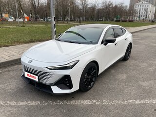 2023 Changan UNI-V I, белый, 2400000 рублей, вид 2