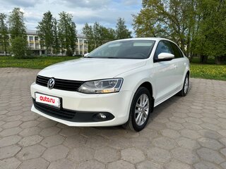 2013 Volkswagen Jetta VI, белый, 1070000 рублей, вид 1