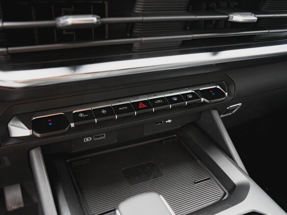 2026 Geely Okavango I Рестайлинг, синий, 3870900 рублей - вид 24