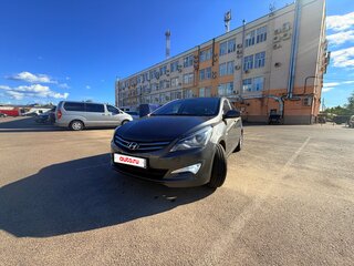 2015 Hyundai Solaris I Рестайлинг, серый, 849000 рублей, вид 2